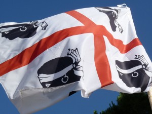 bandiera-sardegna-indipendenza-300x225.jpg