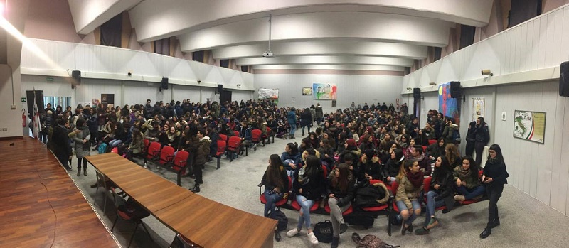 liceo-rivolta-studenti.jpg
