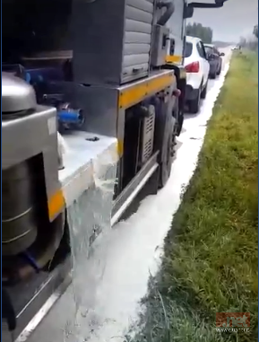 L'autobotte oggetto del blitz di questa mattina